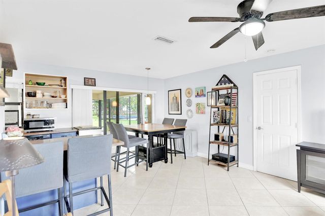 14592 Country Side Lane, Delray Beach, FL 33484