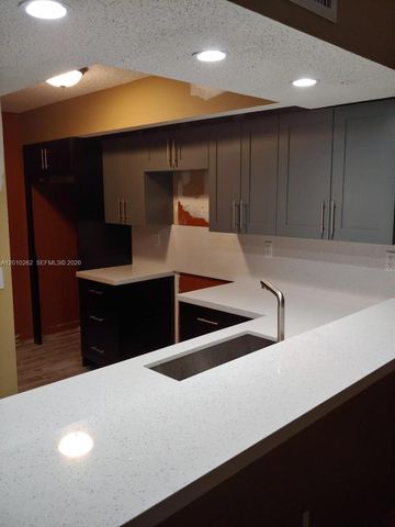 8590 SW 212th St 303, Cutler Bay, FL 33189