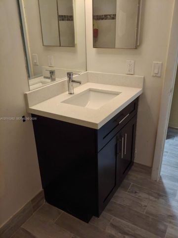 8590 SW 212th St 303, Cutler Bay, FL 33189