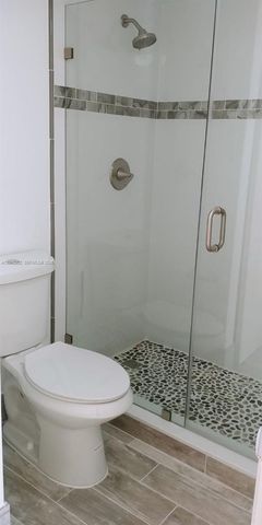 8590 SW 212th St 303, Cutler Bay, FL 33189