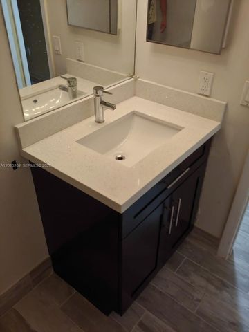 8590 SW 212th St 303, Cutler Bay, FL 33189