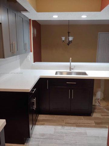 8590 SW 212th St 303, Cutler Bay, FL 33189