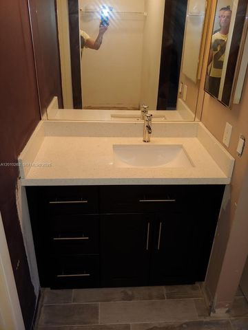 8590 SW 212th St 303, Cutler Bay, FL 33189