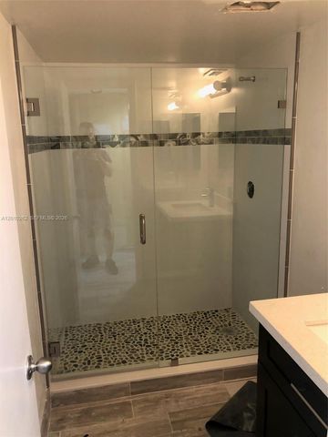 8590 SW 212th St 303, Cutler Bay, FL 33189