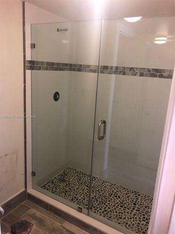 8590 SW 212th St 303, Cutler Bay, FL 33189