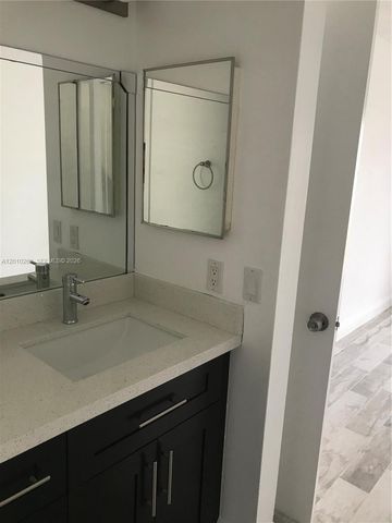 8590 SW 212th St 303, Cutler Bay, FL 33189