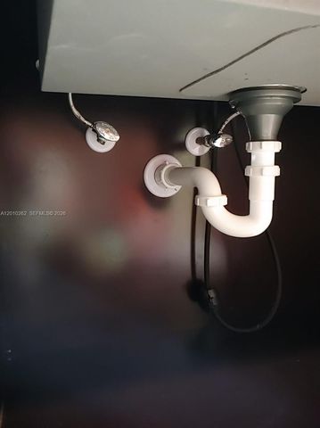 8590 SW 212th St 303, Cutler Bay, FL 33189