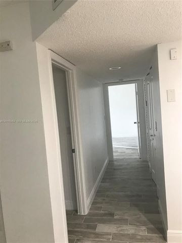 8590 SW 212th St 303, Cutler Bay, FL 33189