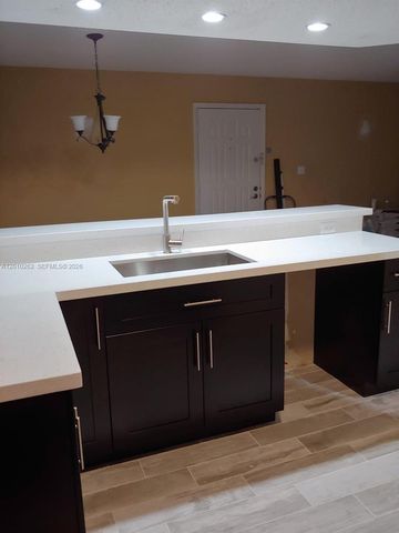 8590 SW 212th St 303, Cutler Bay, FL 33189