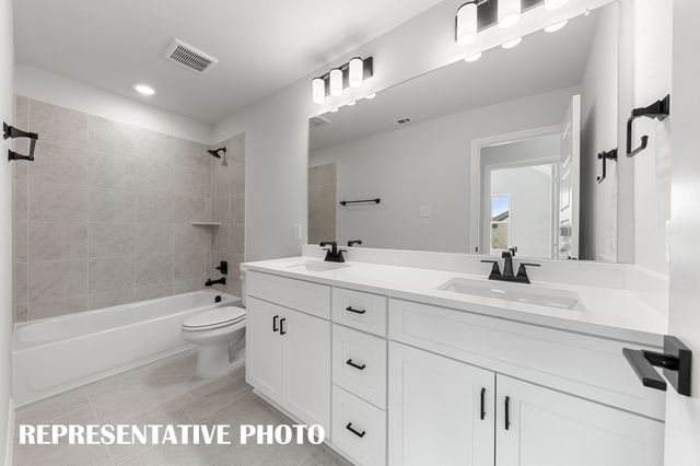 16420 Thistle Bend Drive, Justin, TX 76247