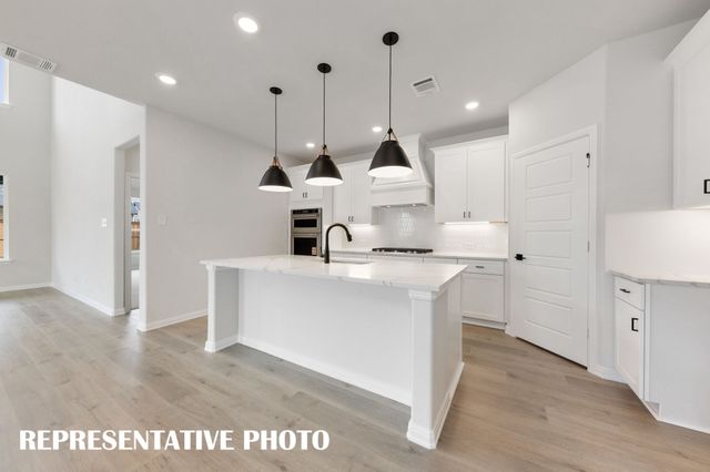 16420 Thistle Bend Drive, Justin, TX 76247