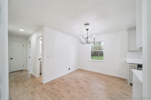 4620 N Saint Louis Avenue, Tulsa, OK 74126