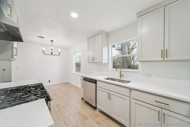 4620 N Saint Louis Avenue, Tulsa, OK 74126