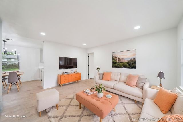 4620 N Saint Louis Avenue, Tulsa, OK 74126