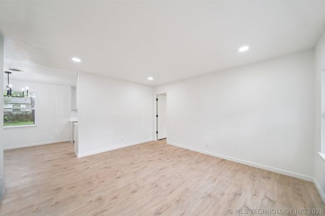 4620 N Saint Louis Avenue, Tulsa, OK 74126