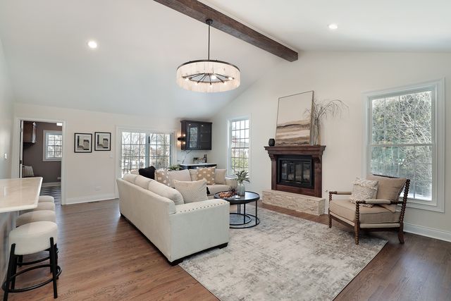 2348 Ash Lane, Northbrook, IL 60062