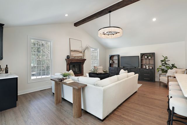 2348 Ash Lane, Northbrook, IL 60062