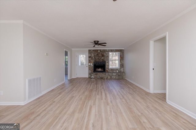 105 Oak Lake Drive, Perry, GA 31069