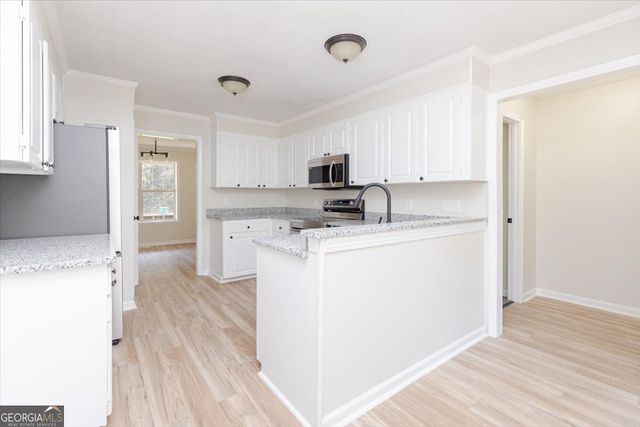 105 Oak Lake Drive, Perry, GA 31069