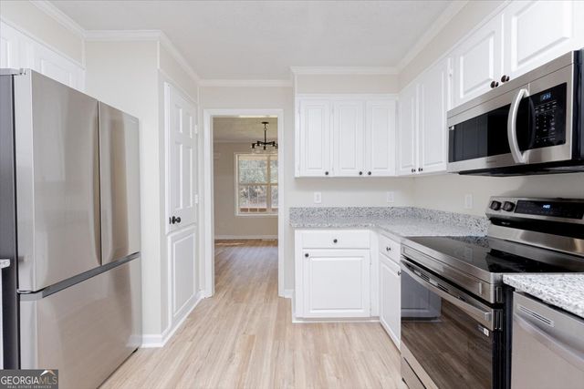 105 Oak Lake Drive, Perry, GA 31069