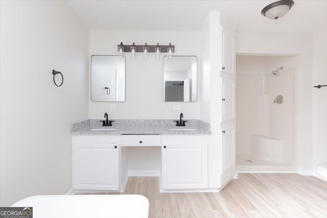 105 Oak Lake Drive, Perry, GA 31069