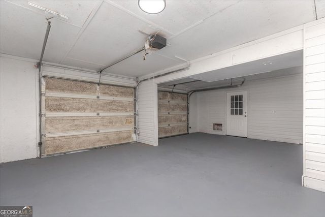 105 Oak Lake Drive, Perry, GA 31069