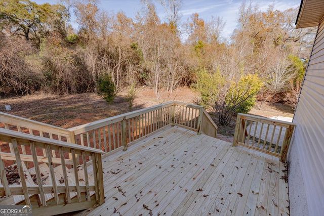 105 Oak Lake Drive, Perry, GA 31069