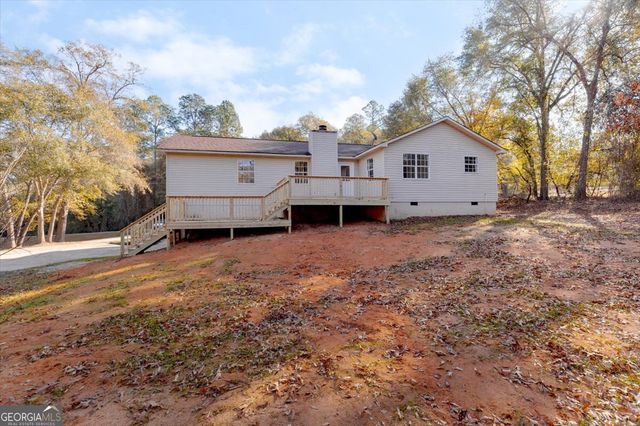 105 Oak Lake Drive, Perry, GA 31069