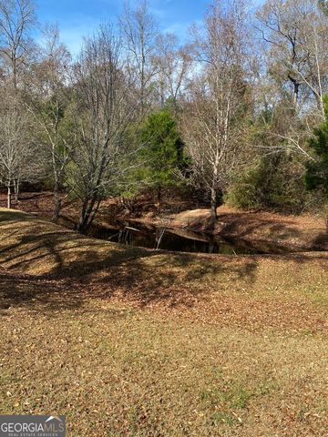 105 Oak Lake Drive, Perry, GA 31069