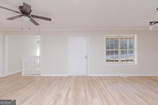 105 Oak Lake Drive, Perry, GA 31069