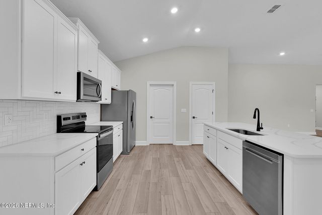 6909 BIG JUNIPER Court, Jacksonville, FL 32219