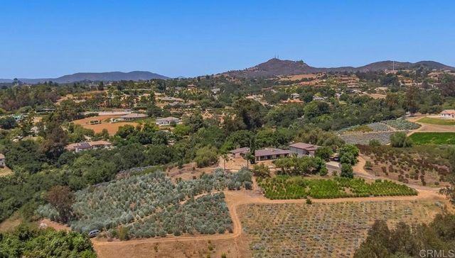 2925 Los Alisos Drive, Fallbrook, CA 92028