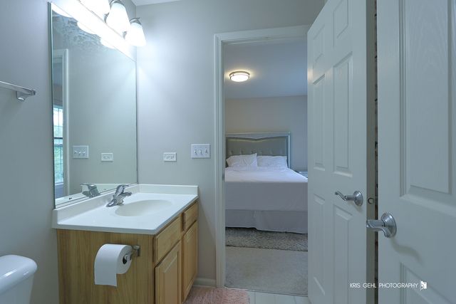 119 HARVEST Court 119, Volo, IL 60020
