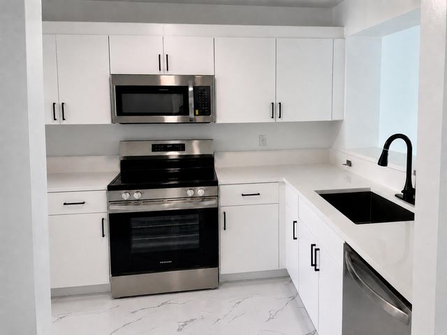 7751 Southampton Terrace 213, Tamarac, FL 33321