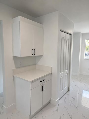 7751 Southampton Terrace 213, Tamarac, FL 33321