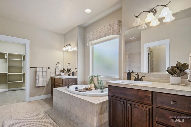 17819 N Kirkhill Way, Boise, ID 83714