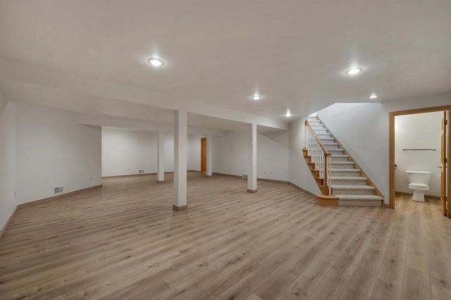 518 N LANGLADE AVENUE, Green Bay, WI 54301