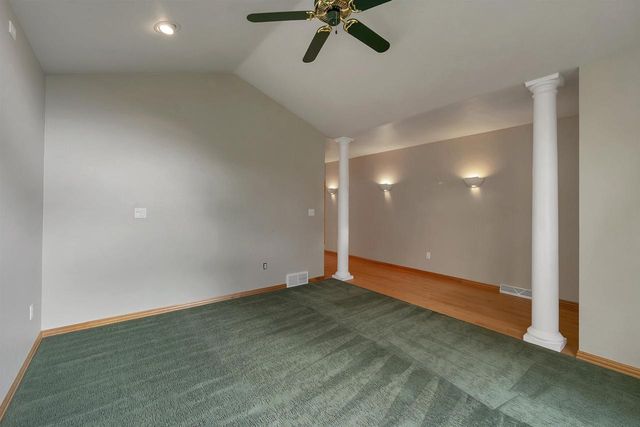 518 N LANGLADE AVENUE, Green Bay, WI 54301