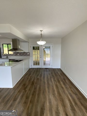 3975 Darryl Lane, Gainesville, GA 30506