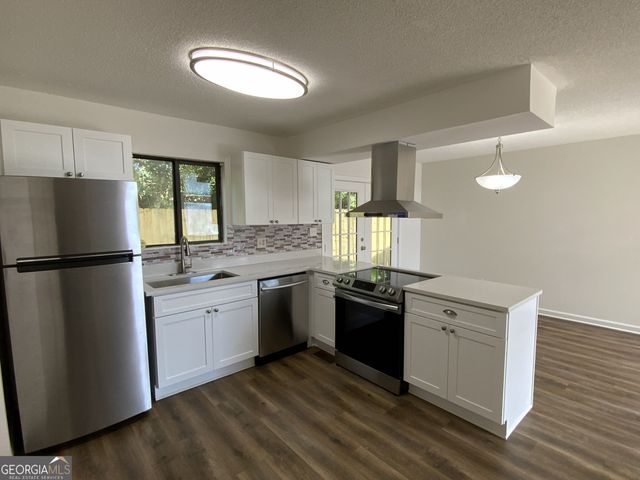 3975 Darryl Lane, Gainesville, GA 30506