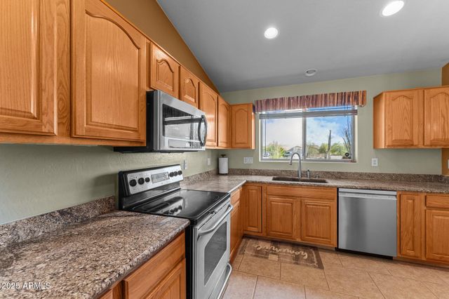 21436 W Caravaggio Lane, Wittmann, AZ 85361