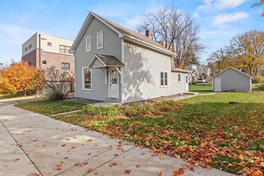 120 2nd Street N, Delano, MN 55328