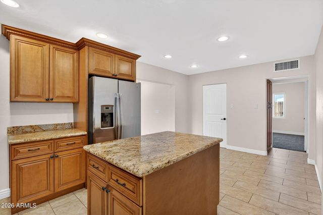 2726 E FAIRMOUNT Avenue, Phoenix, AZ 85016