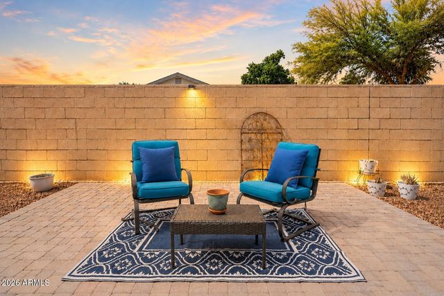2726 E FAIRMOUNT Avenue, Phoenix, AZ 85016