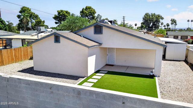2726 E FAIRMOUNT Avenue, Phoenix, AZ 85016