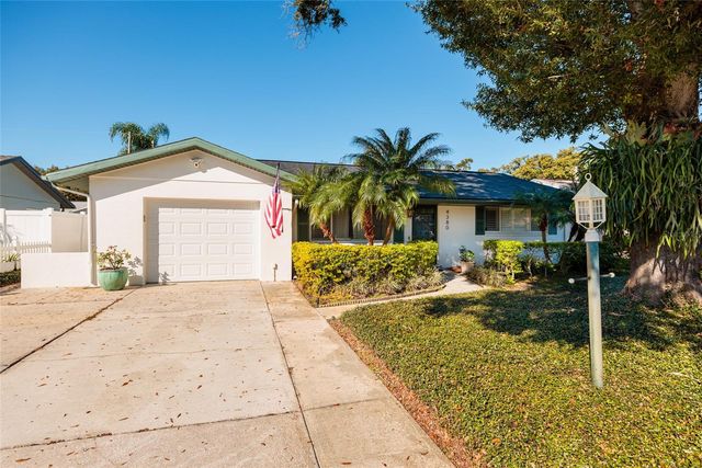 4380 55TH WAY N, Kenneth City, FL 33709