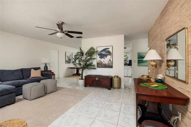 4380 55TH WAY N, Kenneth City, FL 33709