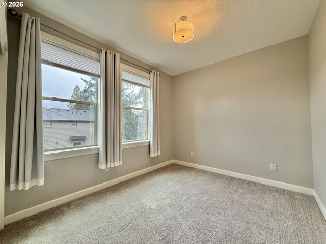 16524 Se 40TH Cir, Vancouver, WA 98683