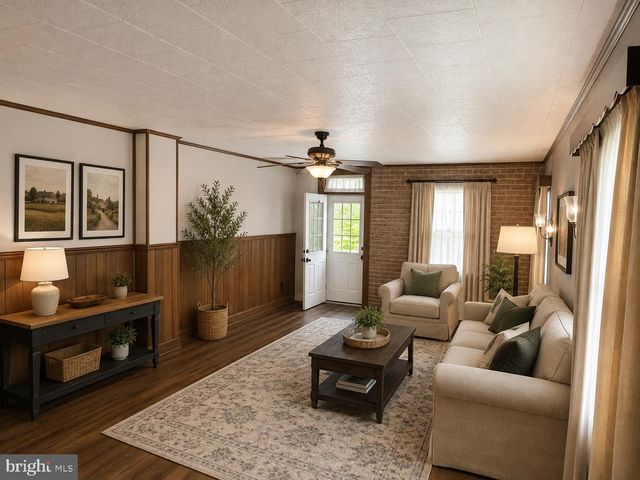 558 CENTER ST, Millersburg, PA 17061