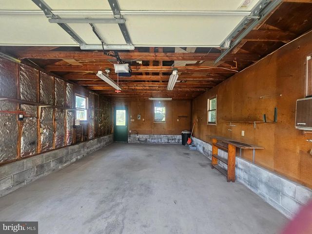 558 CENTER ST, Millersburg, PA 17061